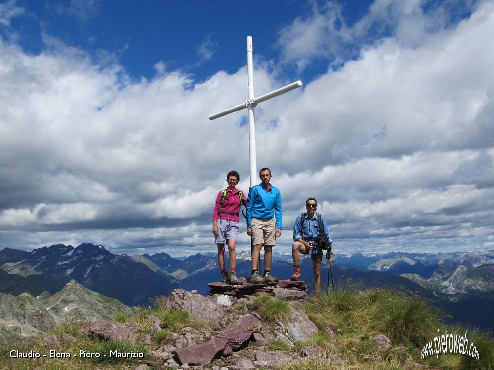 46 La cima del Pradella mt 2.626.JPG